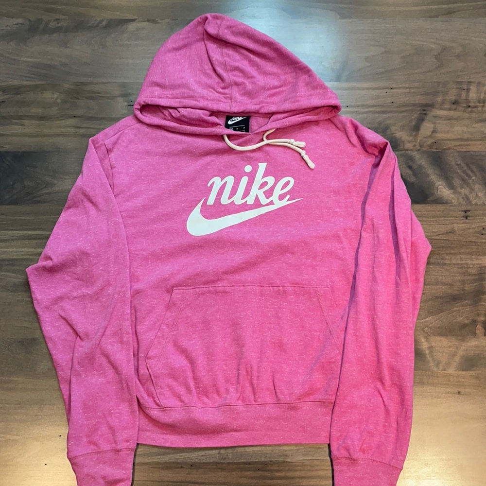 Nike long sleeve pink hoodie - thinner fabric - excellent condition!